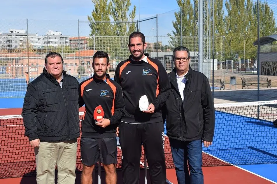 Foto 7 - Carbajosa de la Sagrada acoge el segundo bloque de las fases provinciales con entrega de trofeos...