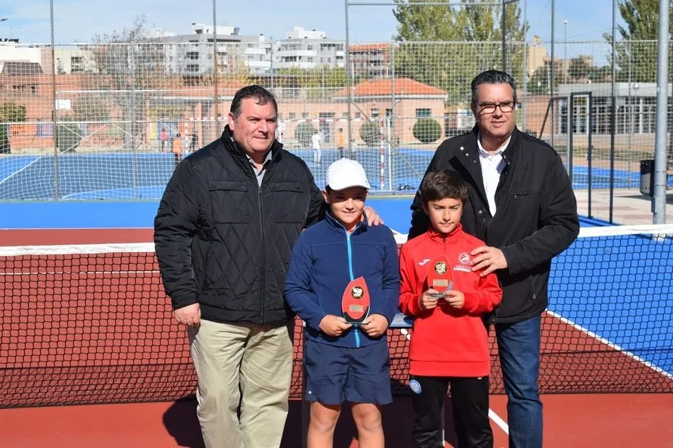 Foto 5 - Carbajosa de la Sagrada acoge el segundo bloque de las fases provinciales con entrega de trofeos...