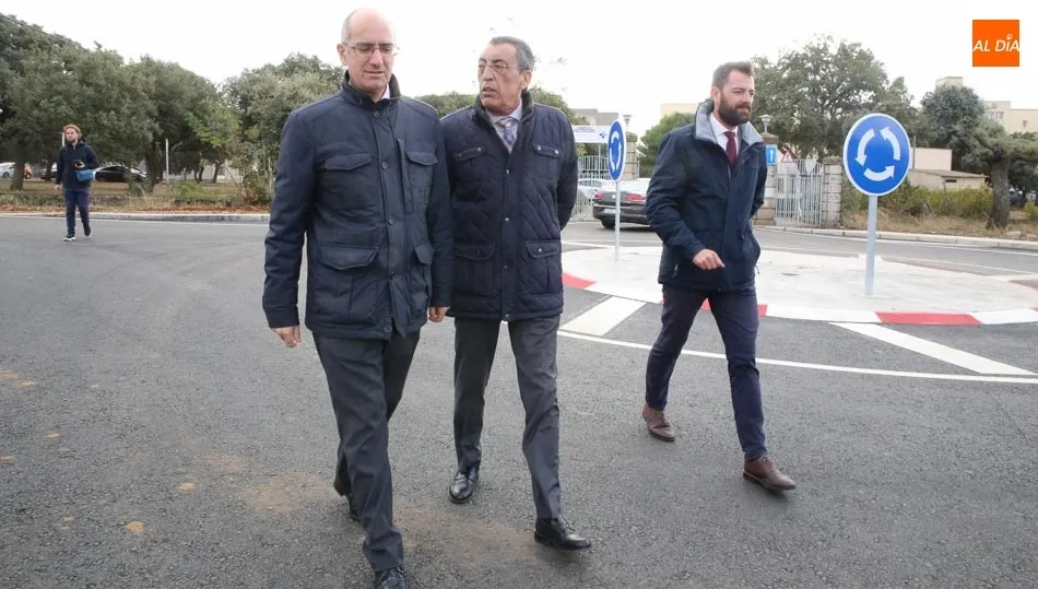 Visita a las obras de mejora del camino municipal de acceso al Hospital de Los Montalvos