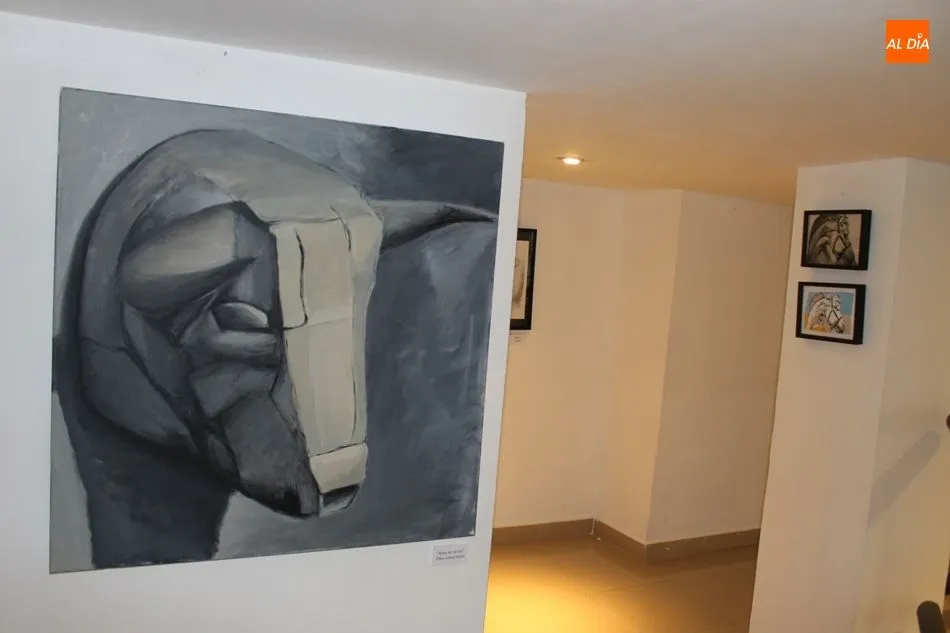 Foto 8 - &lsquo;M&aacute;s all&aacute; del papel&rsquo;, los expresivos retratos de David S&aacute;nchez