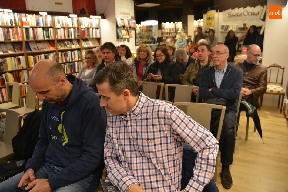 Foto 10 - &lsquo;Juego de 3&rsquo;, la s&eacute;ptima novela de Francisco Javier Mart&iacute;n