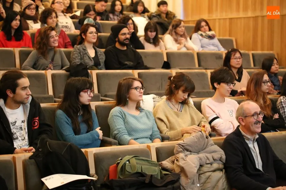 Foto 3 - Encuentro en la USAL sobre los 150 a&ntilde;os de relaciones diplom&aacute;ticas entre Espa&ntilde;a y Jap&oacute;n