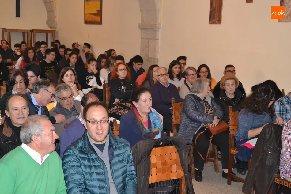 Foto 5 - Anselmo Matilla presenta en sociedad su Manual de Historia de la Filosof&iacute;a  