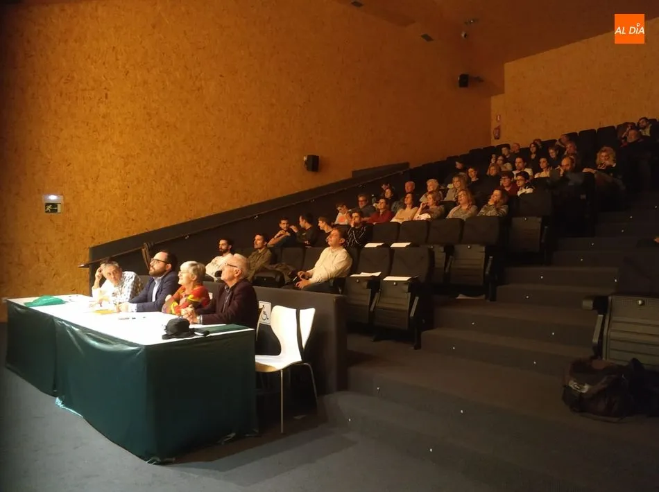 Foto 3 - El CMI El Charro acoge la gala de entrega de premios del certamen J&oacute;venes Talentos 2018