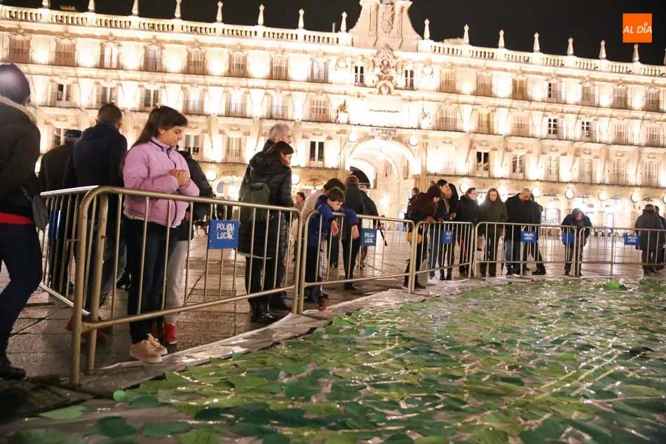 Foto 6 - Un coraz&oacute;n de corazones en el treinta aniversario de AFA Salamanca