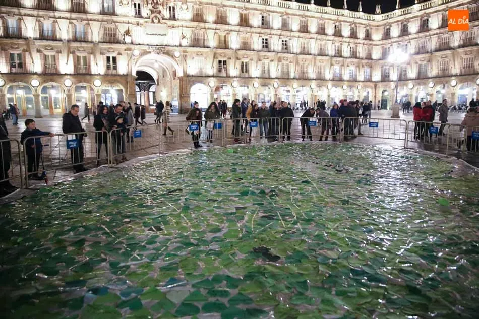 Foto 5 - Un coraz&oacute;n de corazones en el treinta aniversario de AFA Salamanca