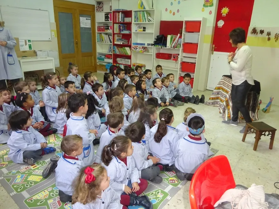 Foto 4 - El Colegio San Juan Bosco celebra el D&iacute;a de la Casta&ntilde;a Asada