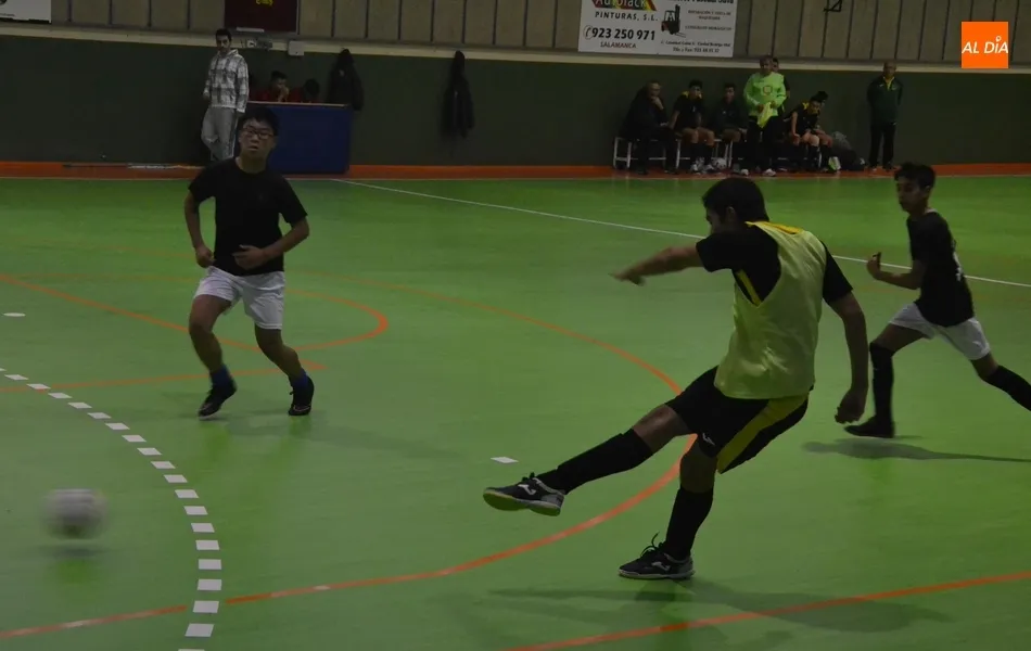 Foto 5 - [M 10|11 NOV] La lluvia cancela el debut de 3 equipos del III Columnas en los Juegos Escolares  