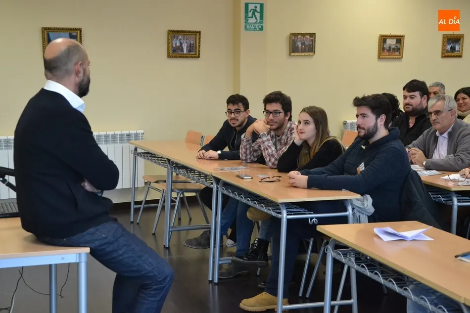 El productor de ‘Que baje Dios y lo vea’, Juan Gordon, desvela entresijos del mundo del cine  