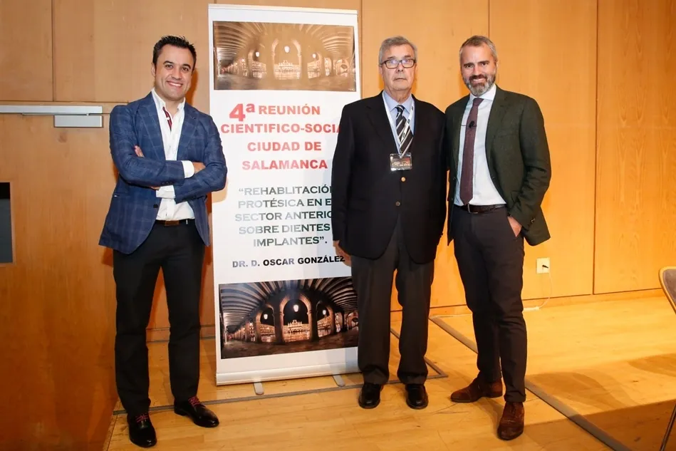 Foto 3 - Odont&oacute;logos y estomat&oacute;logos se dan cita en la Reuni&oacute;n Cient&iacute;fico Social de Salamanca
