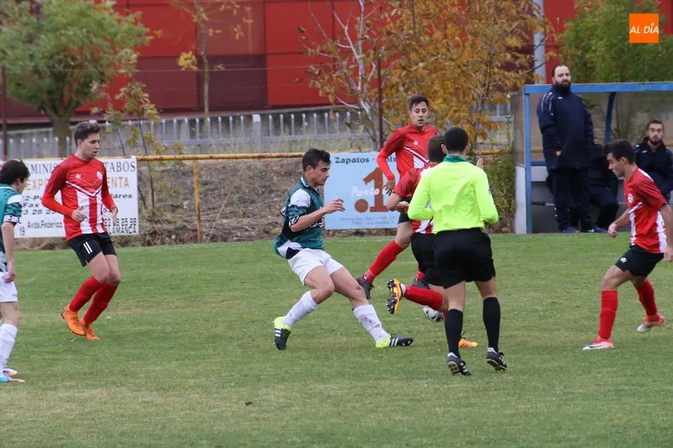 Foto 5 - Monterrey y Villamayor firman tablas en el Reina Sof&iacute;a en el partido que cierra la jornada (2-2)