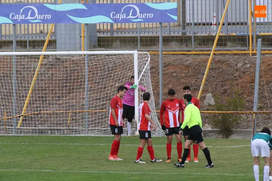 Foto 2 - Monterrey y Villamayor firman tablas en el Reina Sof&iacute;a en el partido que cierra la jornada (2-2)