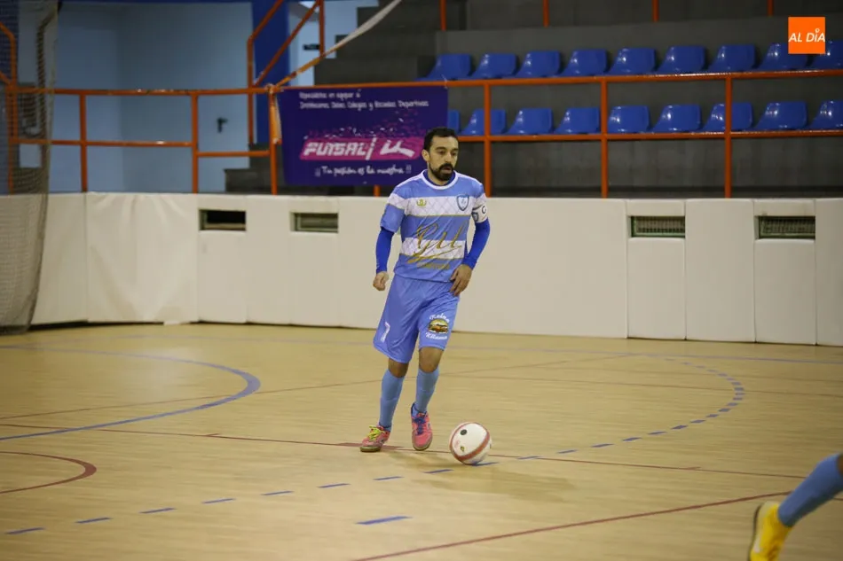Foto 9 - El FS Salamanca vuelve a la victoria ante un rival directo (3-1)