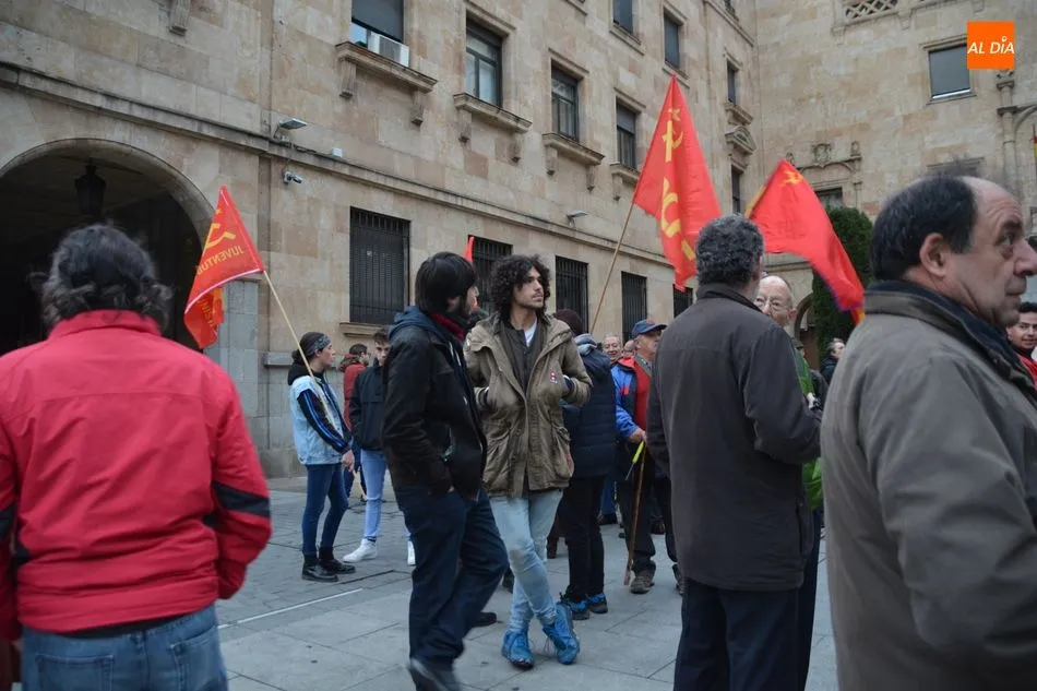 Foto 4 - Deslucida protesta en Salamanca contra la sentencia del Supremo sobre las hipotecas