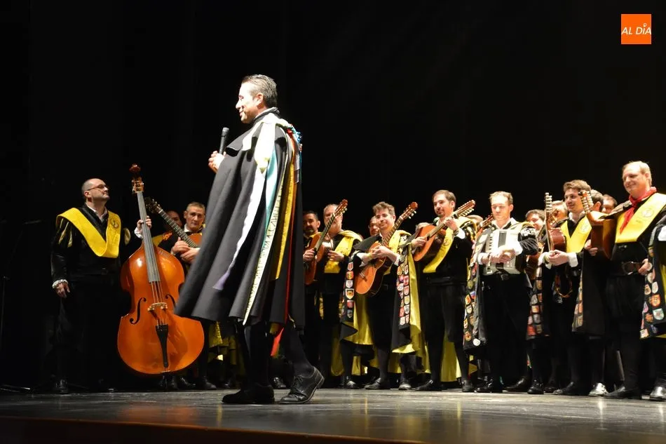 Foto 2 - M&uacute;sica y solidaridad con las tunas de Medicina en el Certamen Nacional