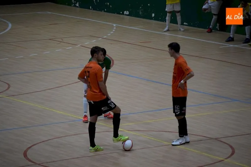 Foto 11 - El Piensos Dur&aacute;n Albense se ve sorprendido por Boal FS (3-5)