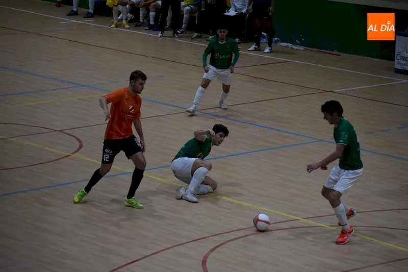 Foto 9 - El Piensos Dur&aacute;n Albense se ve sorprendido por Boal FS (3-5)