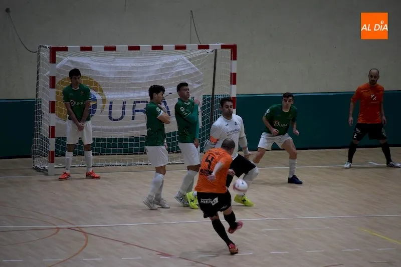 Foto 7 - El Piensos Dur&aacute;n Albense se ve sorprendido por Boal FS (3-5)