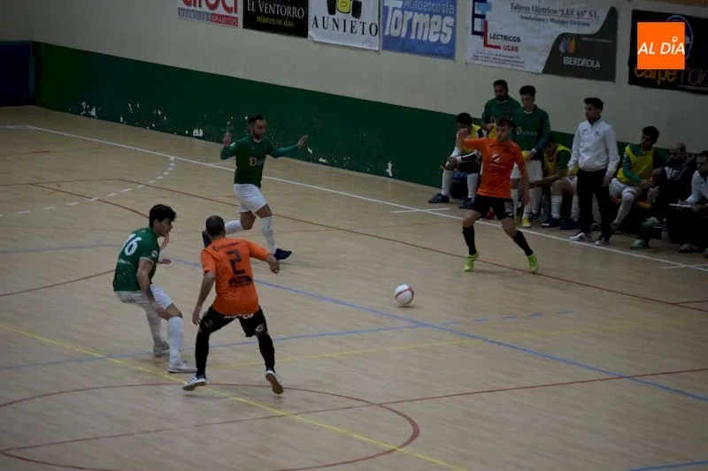 Foto 6 - El Piensos Dur&aacute;n Albense se ve sorprendido por Boal FS (3-5)