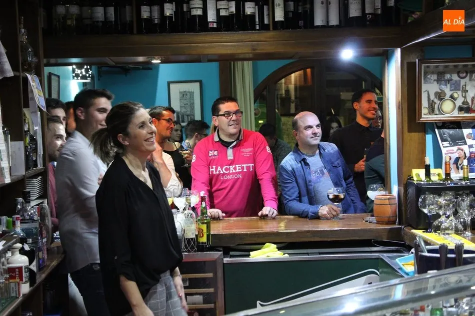 Foto 7 - El p&uacute;blico se desternilla con los mon&oacute;logos de Fernando Garc&iacute;a en la Cafeter&iacute;a Imperial  