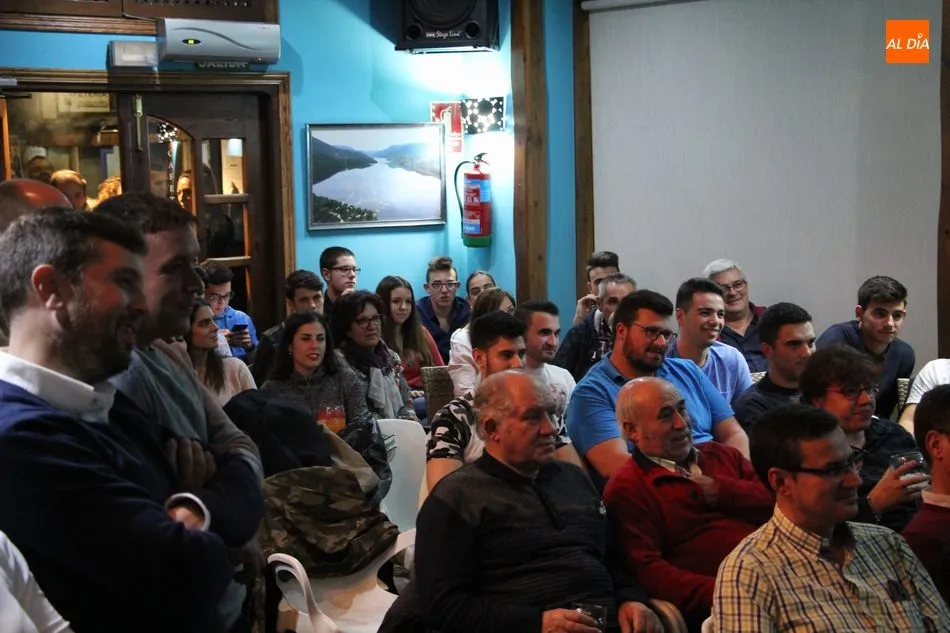 Foto 6 - El p&uacute;blico se desternilla con los mon&oacute;logos de Fernando Garc&iacute;a en la Cafeter&iacute;a Imperial  