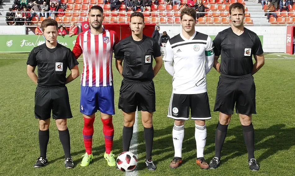 Foto 5 - Dura derrota en el descuento para un Salamanca UDS que cae en casa de un Atl&eacute;tico B en...
