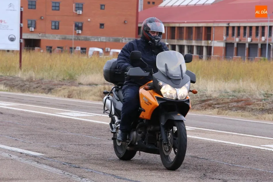 Foto 2 - Motoclub Ruedas Charras inicia su Ruta de Oto&ntilde;o hasta Alba de Tormes  