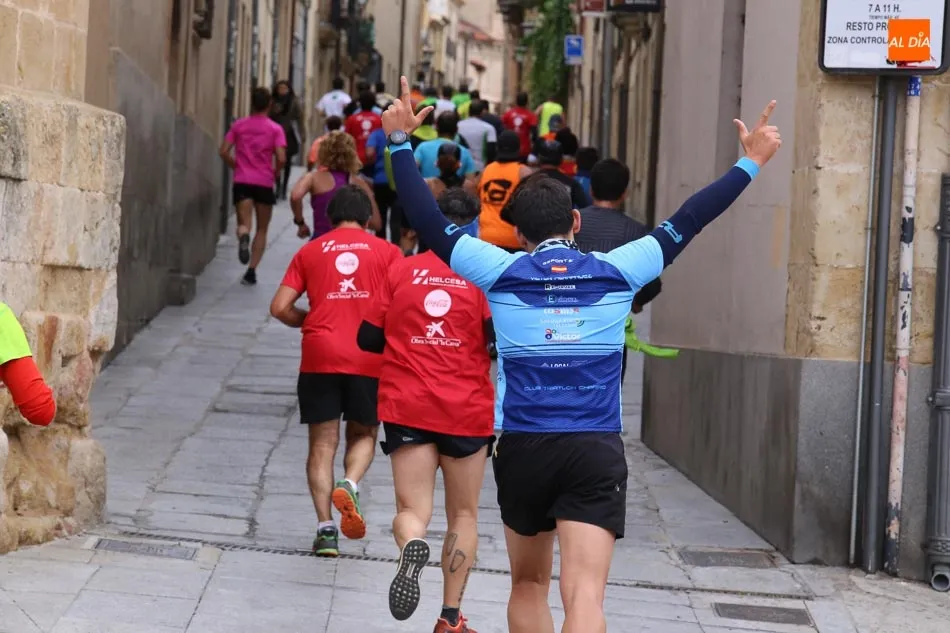 Foto 3 - Antonio Cuadrado y Ver&oacute;nica S&aacute;nchez Mor&iacute;&ntilde;igo se imponen en la Carrera Popular Fundaci&oacute;n...