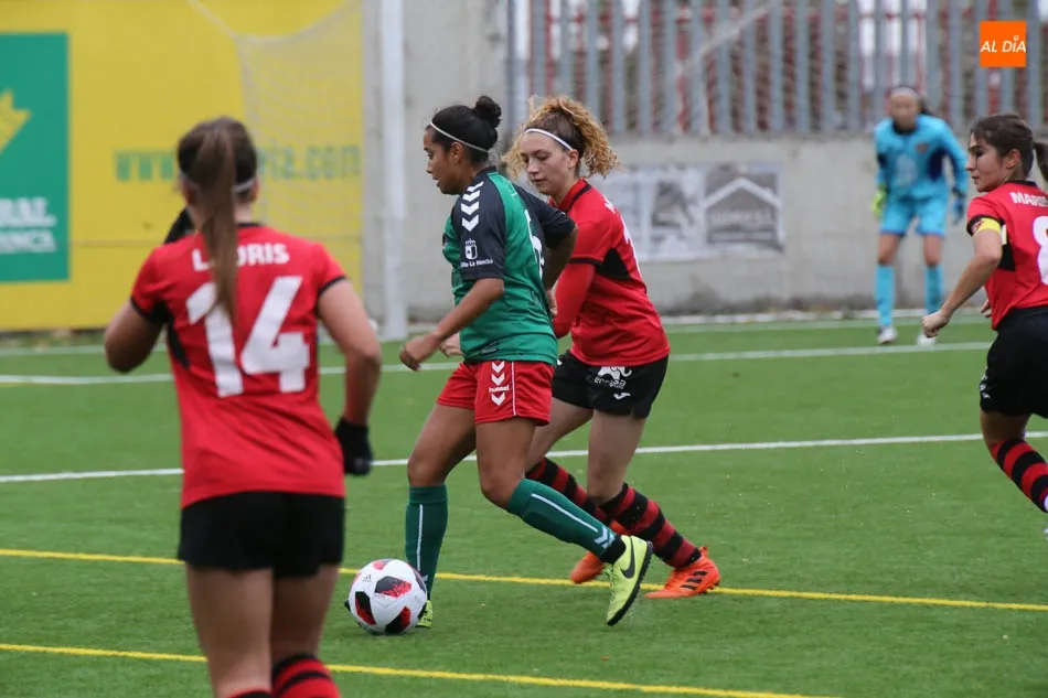 Foto 7 - Un Salamanca FF mermado por las bajas cae en el minuto 85 frente al Dinamo Guadalajara