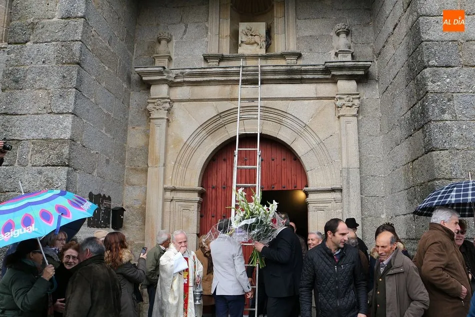Foto 11 - Fuenterroble recibe el traspaso de capa en la fiesta de San Mart&iacute;n de Tours