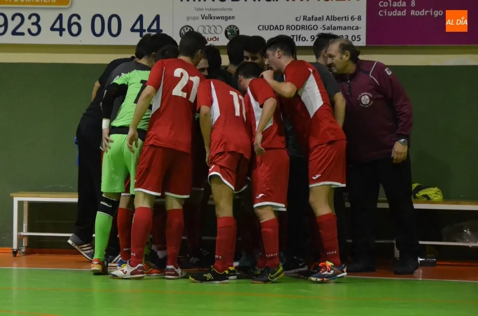 Foto 9 - El III Senior se reencuentra con el triunfo con &Aacute;lex Morales en plan estelar  