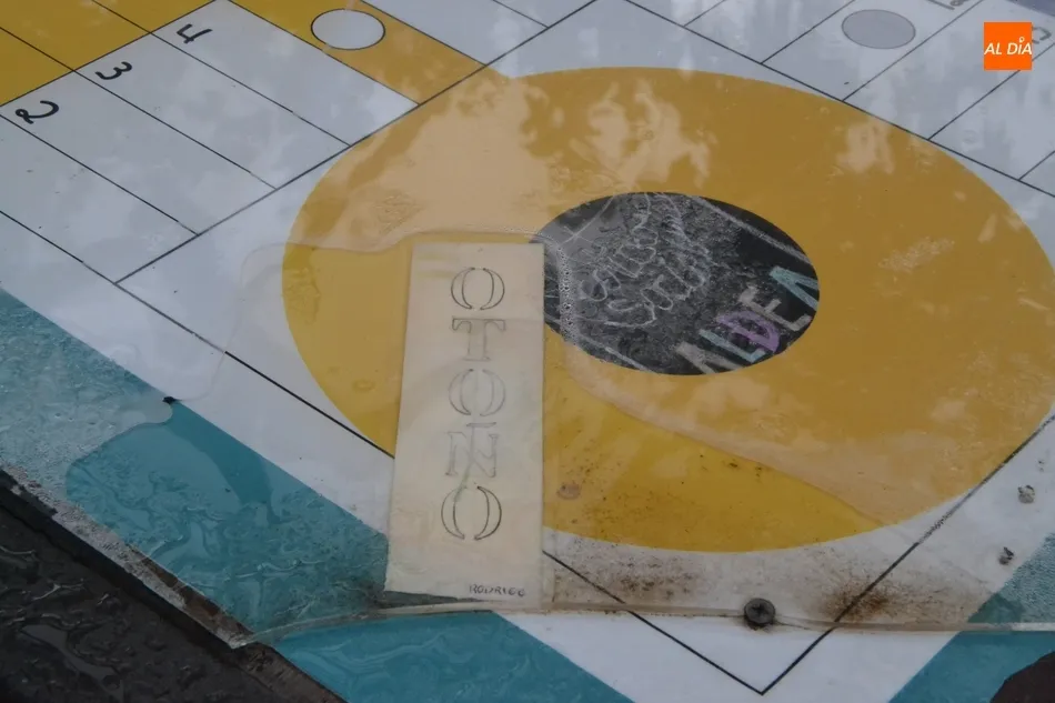 1Foto: El otoño en las mesas de la Bibliocaseta  