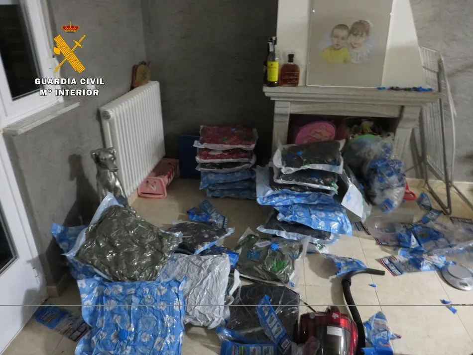 Foto 3 - La Guardia Civil detiene a 11 personas en la operaci&oacute;n &lsquo;Madar&rsquo;    &nbsp;  