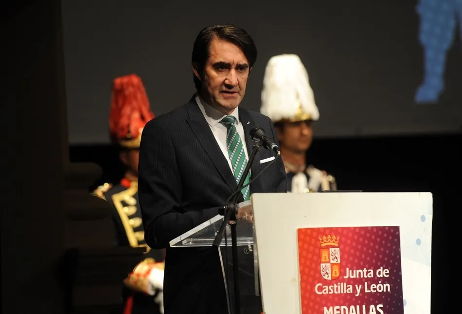 Foto 2 - La Junta entrega en B&eacute;jar las Medallas al M&eacute;rito de Protecci&oacute;n Ciudadana