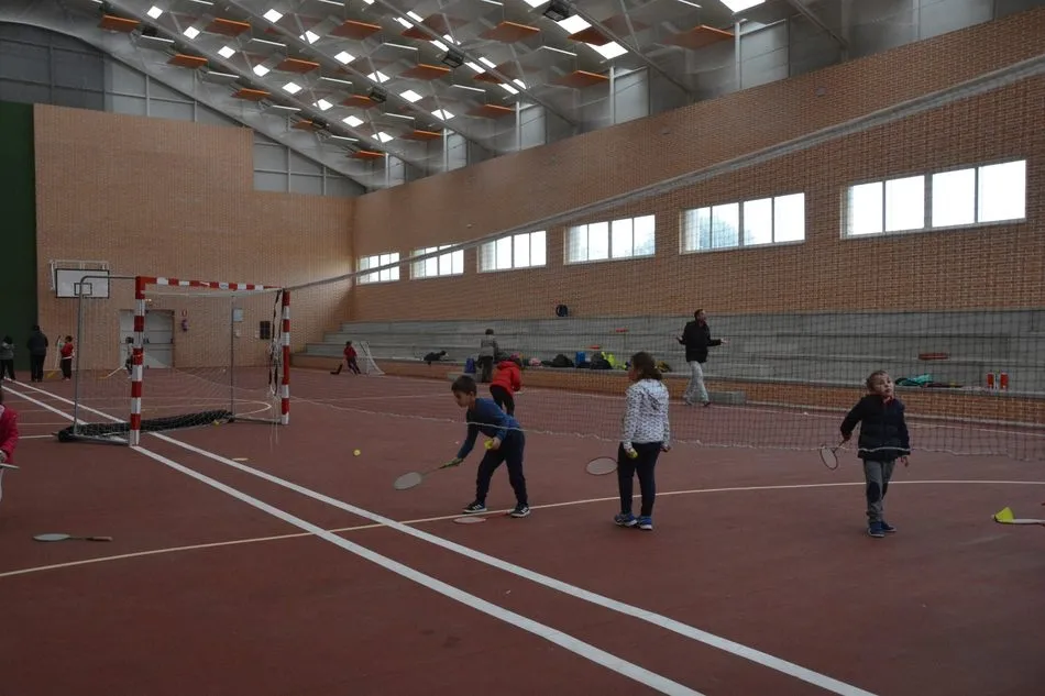 Foto 2 - Alumnos del CRA La Ribera descubren Sard&oacute;n de los Frailes en una entretenida jornada con juegos y...
