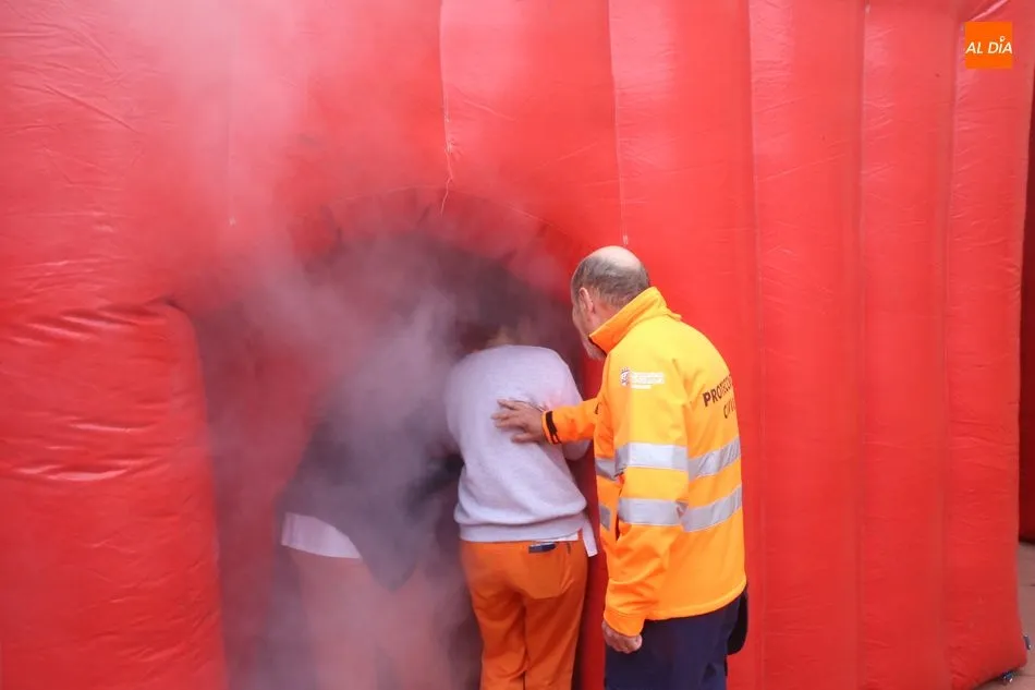 Foto 6 - Puertas abiertas en el Parque de Bomberos con motivo de la Semana de Prevenci&oacute;n de Incendios