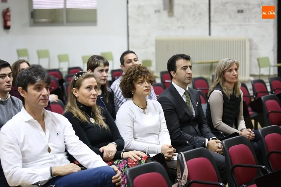 Foto 4 - Los IES Mart&iacute;nez Uribarri y Fray Luis de Le&oacute;n, premiados en el concurso &lsquo;Innovacreawork&rsquo;