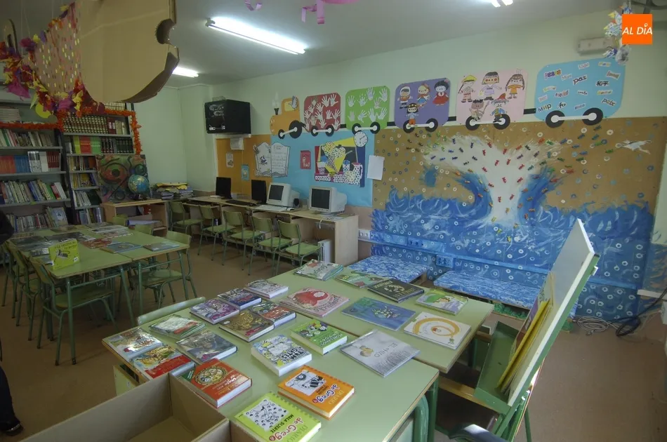 Foto 5 - La Fundaci&oacute;n Ramos Andrade beca a m&aacute;s de 80 estudiantes de Navasfr&iacute;as  