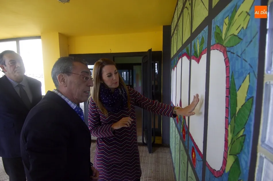 Foto 2 - La Fundaci&oacute;n Ramos Andrade beca a m&aacute;s de 80 estudiantes de Navasfr&iacute;as  