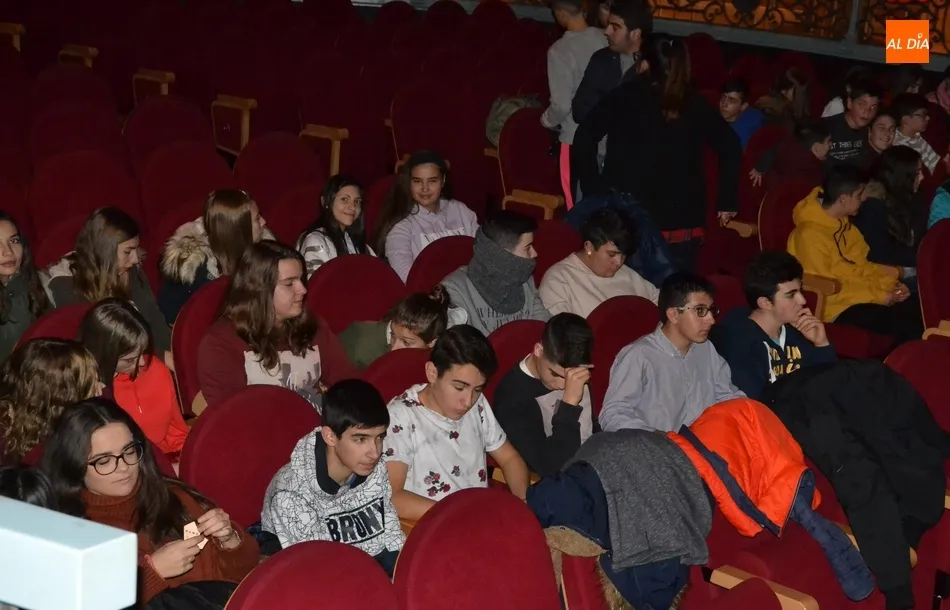 Foto 4 - La huelga estudiantil repercute en la &uacute;ltima sesi&oacute;n de proyecciones para escolares del FICEE  