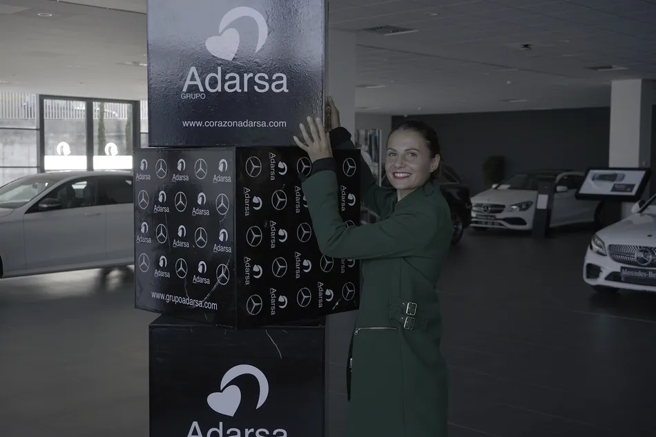 Foto 2 - Adarsa, patrocinador de la atleta Gema Mart&iacute;n  