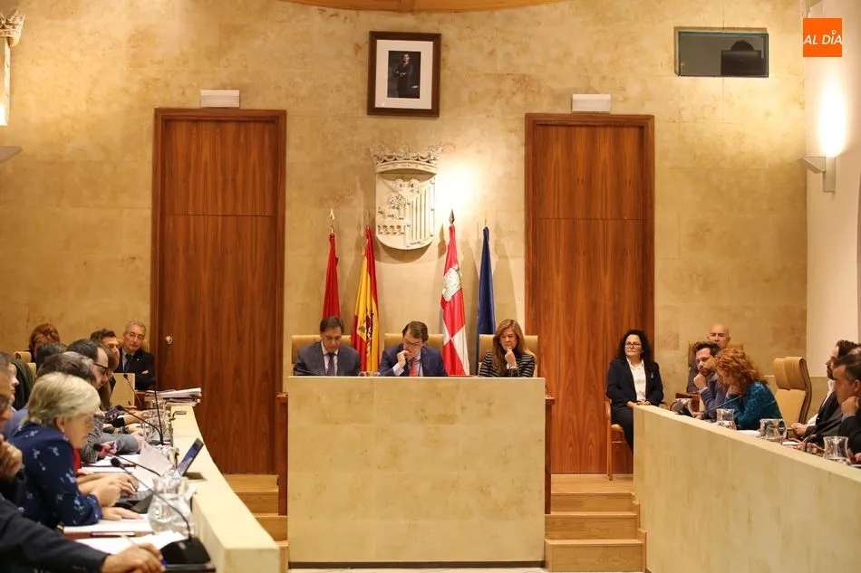 Foto 2 - El Ayuntamiento garantiza el acceso al nuevo Complejo Hospitalario aunque el vial no est&eacute; terminado