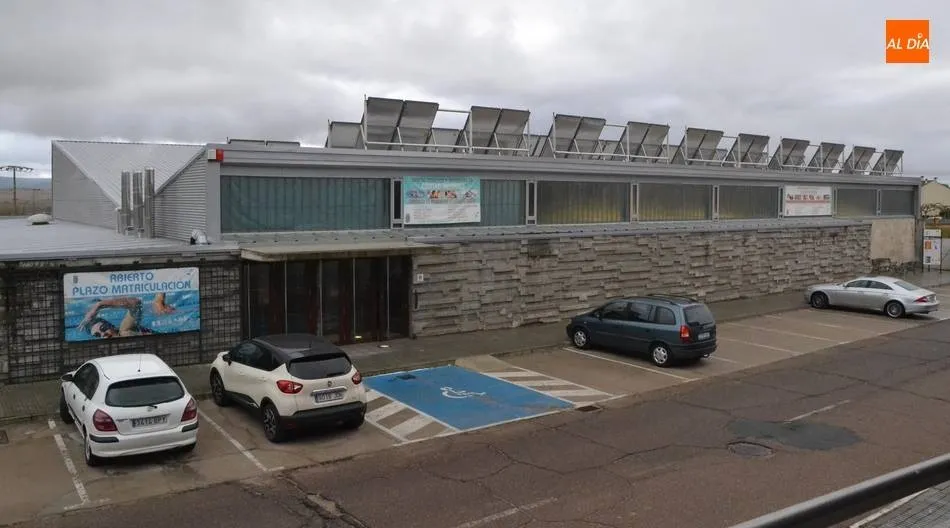 Presentadas 2 ofertas para gestionar la piscina municipal climatizada  