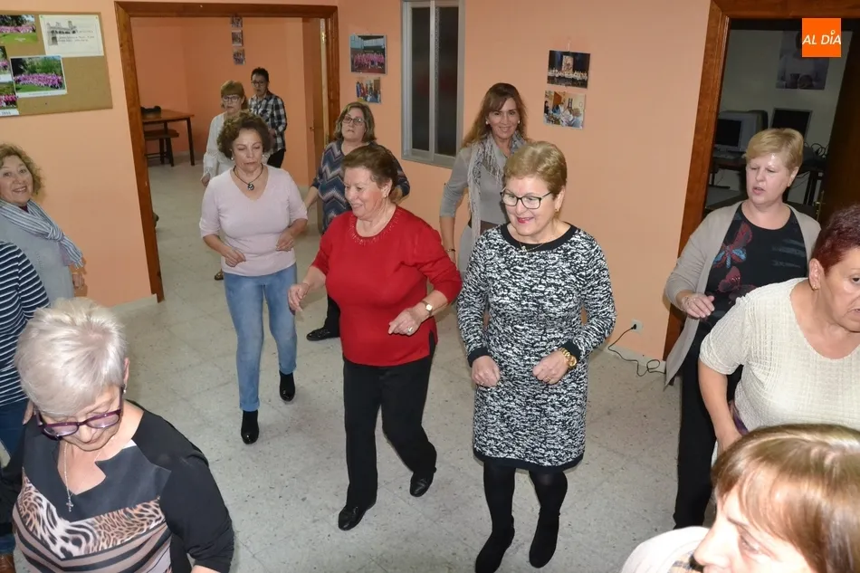 Foto 7 - Amanecer remata la semana de talleres con bailes en l&iacute;nea  