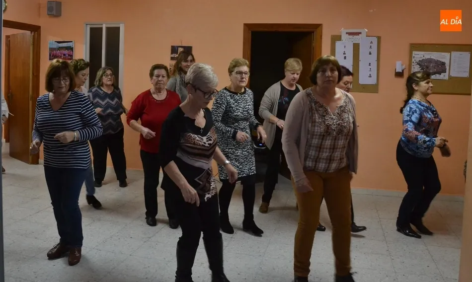 Foto 3 - Amanecer remata la semana de talleres con bailes en l&iacute;nea  