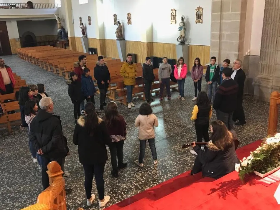 Foto 3 - La Pastoral Juvenil recorre los pueblos en busca de interesados en participar en un coro  