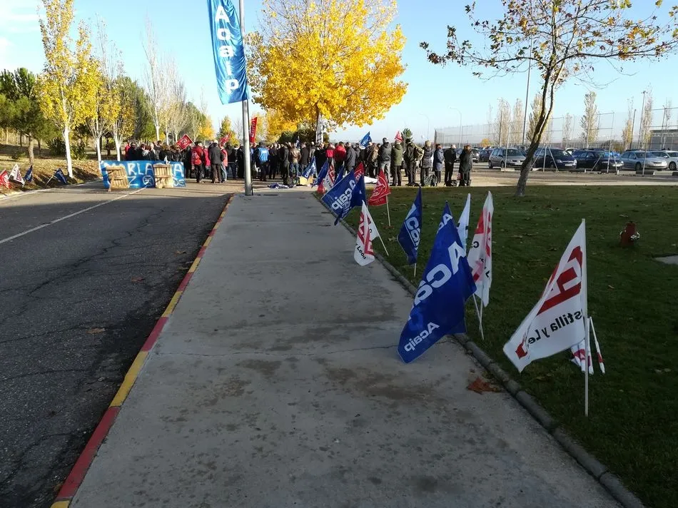 Foto 3 - Nueva jornada de movilizaci&oacute;n de los trabajadores del centro penitenciario de Topas  