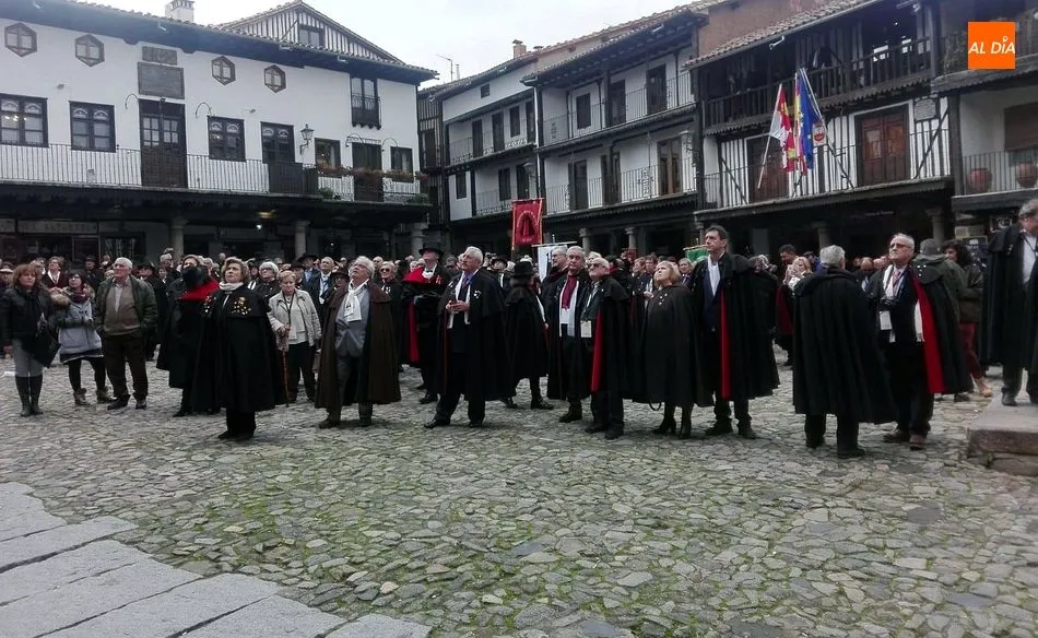 Los capistas conocieron los lugares más emblemáticos de la localidad, como la Plaza Mayor. Imágenes: Ayto. La Alberca