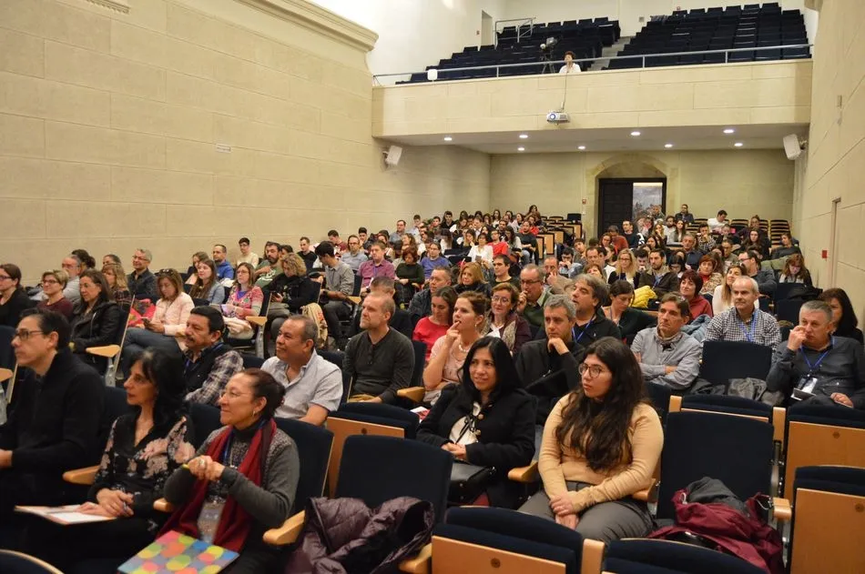 Foto 10 - La Pontificia analiza la realidad virtual y aumentada aplicadas a la educaci&oacute;n y a la formaci&oacute;n  