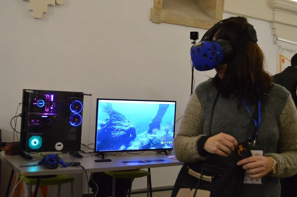 Foto 2 - La Pontificia analiza la realidad virtual y aumentada aplicadas a la educaci&oacute;n y a la formaci&oacute;n  